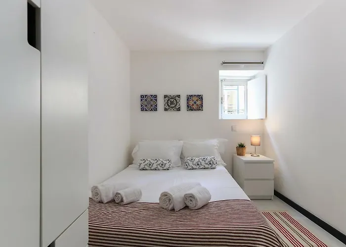 Tailor Made Flat In Central Bairro Alto