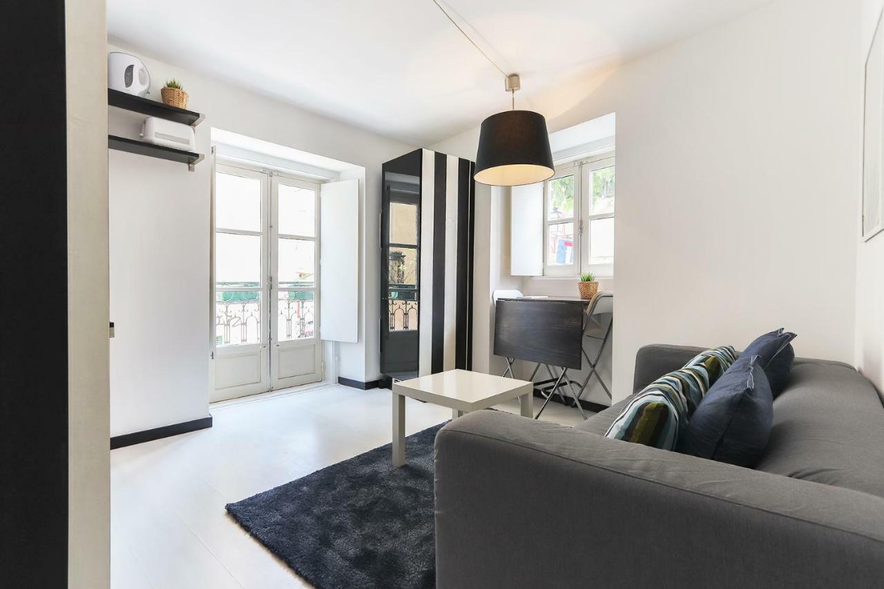 Tailor Made Flat In Bairro Alto Apartment
