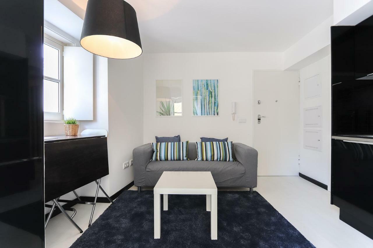 Apartment Tailor Made Flat In Bairro Alto Lisbon